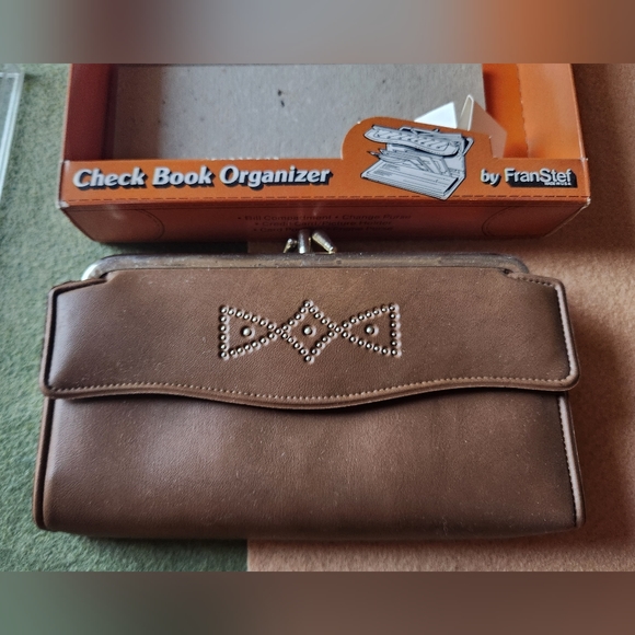 New Old Stock, Vintage Check Book Organizer by FranStef - Picture 2 of 7